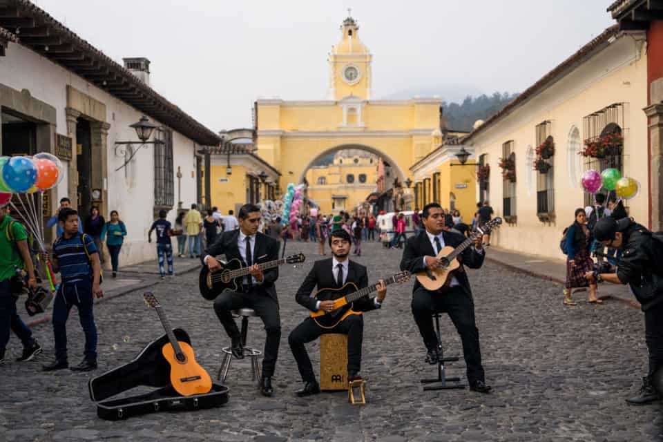 Antigua-Guatemala-Arco-de-Catalina