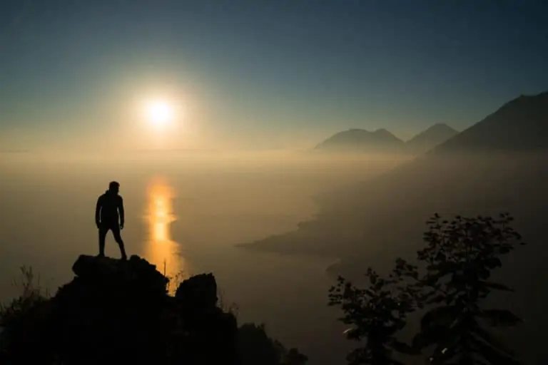 Indian-Nose-Hike-at-Sunrise-Lake-Atitlan-2