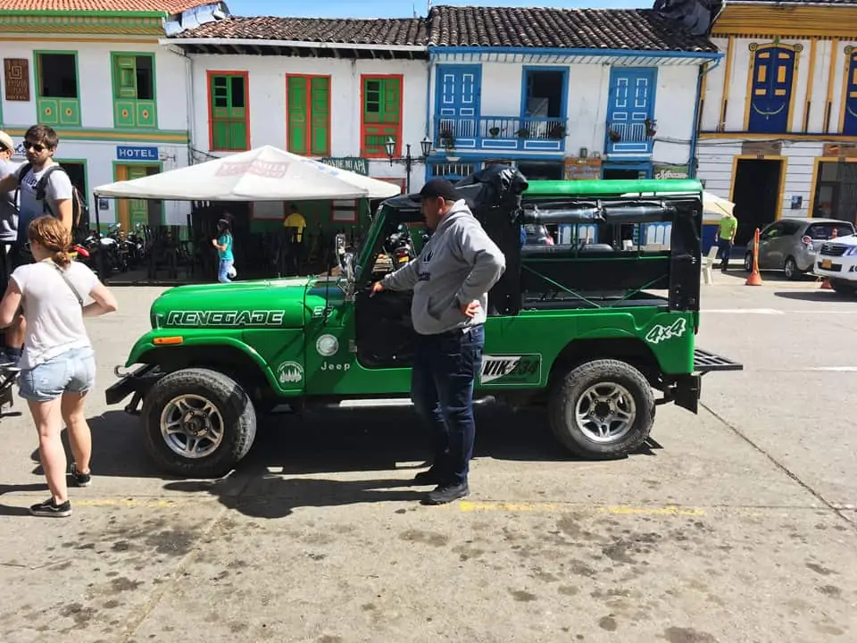 Cocora-Valley-jeep