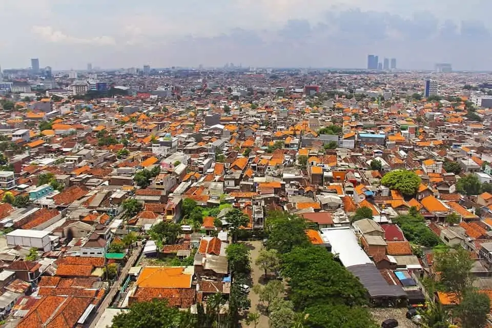 best time to visit java indonesia Surabaya-min