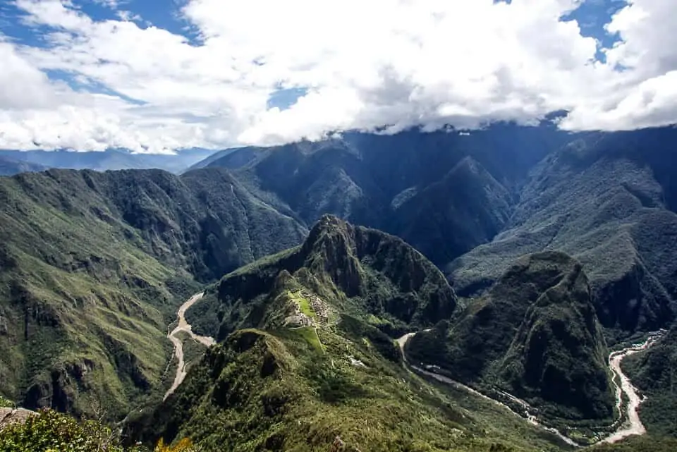 Climbing-Machu-Picchu-Mountain