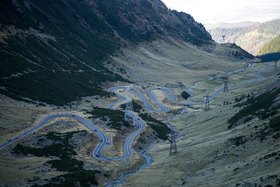 Driving-in-Romania-Transfagarasan