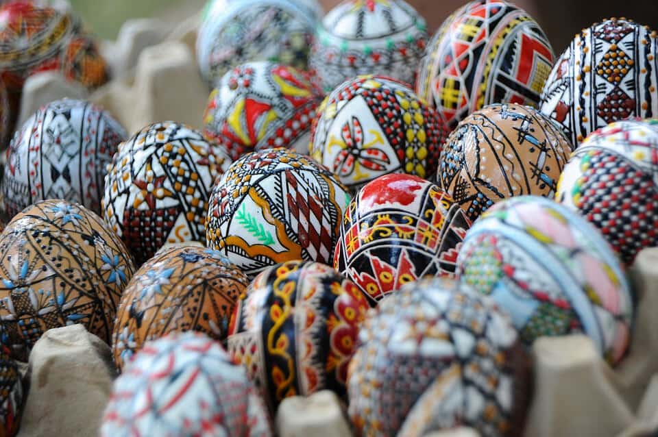 Romania-Easter-Eggs