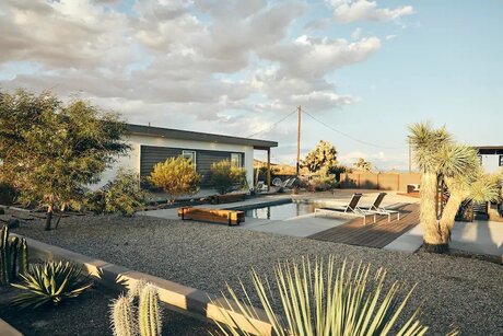 Luxury Airbnb in Joshua Tree With Hot Tub