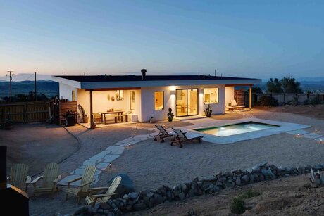 Luxury Joshua Tree Airbnbs with Hot Tub