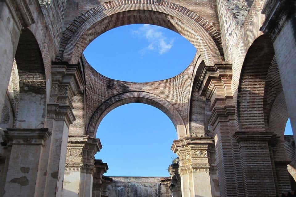 Antigua-Guatemala-Cathedral-Ruin