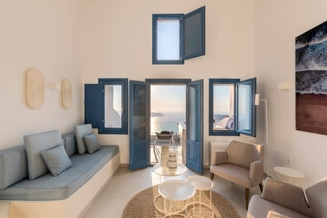 Cyladic House in Santorini