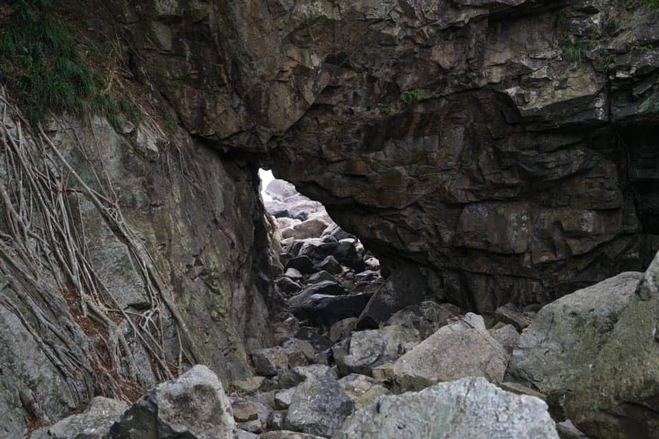 Tung Lung Chau Belly Button Cave Naval Cave