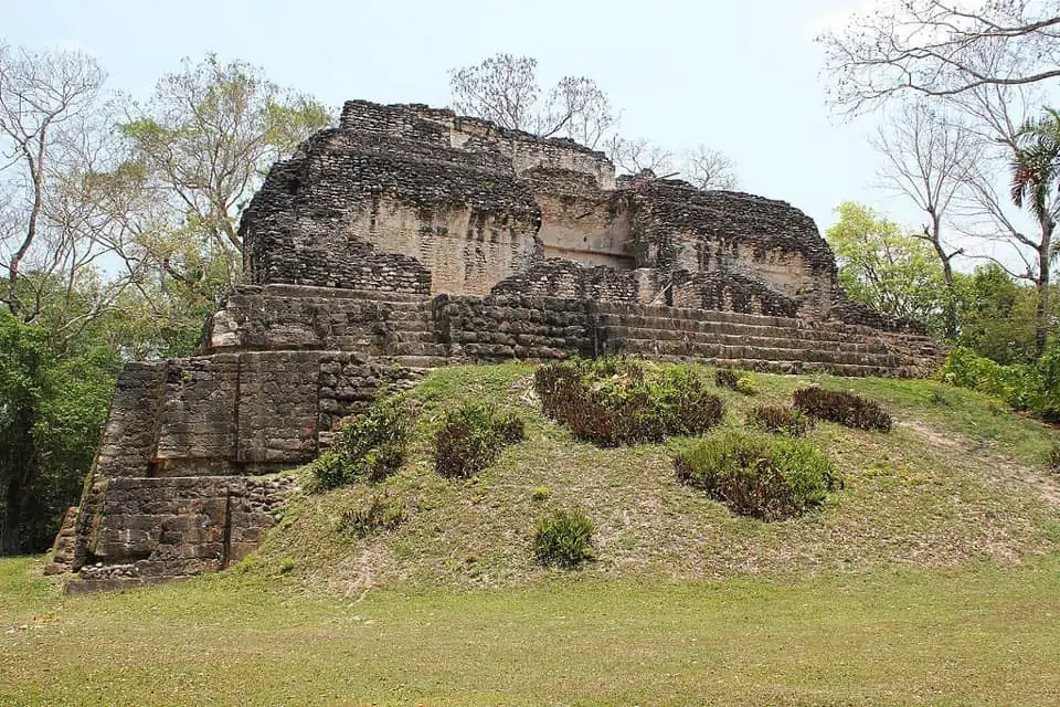 Uaxactun Ruins Flores Guatemala Places To Visit