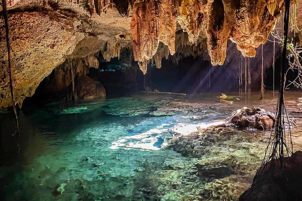 Riviera Maya Cenote Chaak Tun