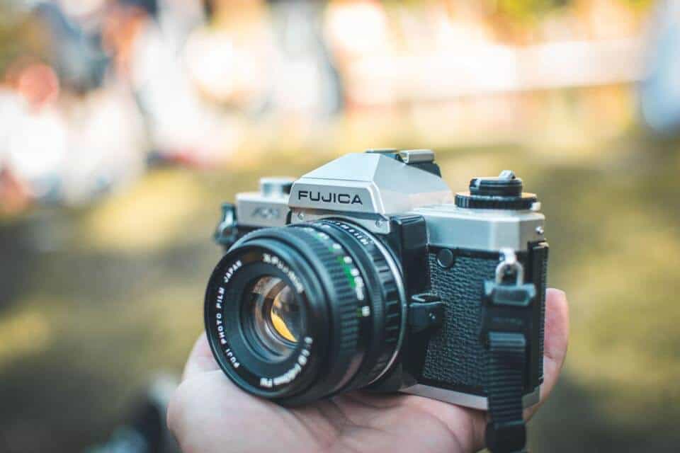 What-Cameras-Do-Bloggers-Use What Cameras Do Bloggers Use