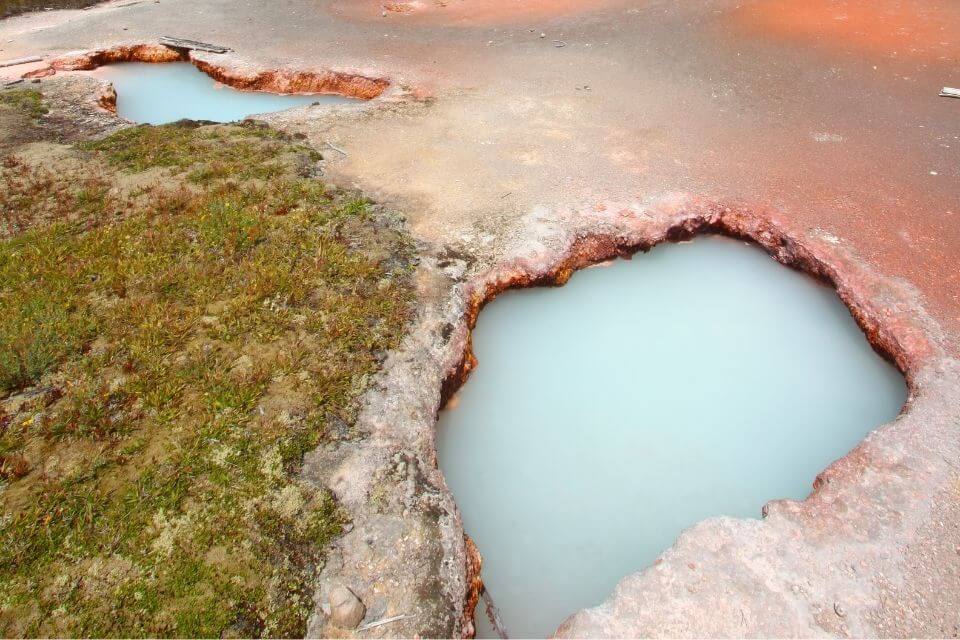 Artist Paint Pots Yellowstone