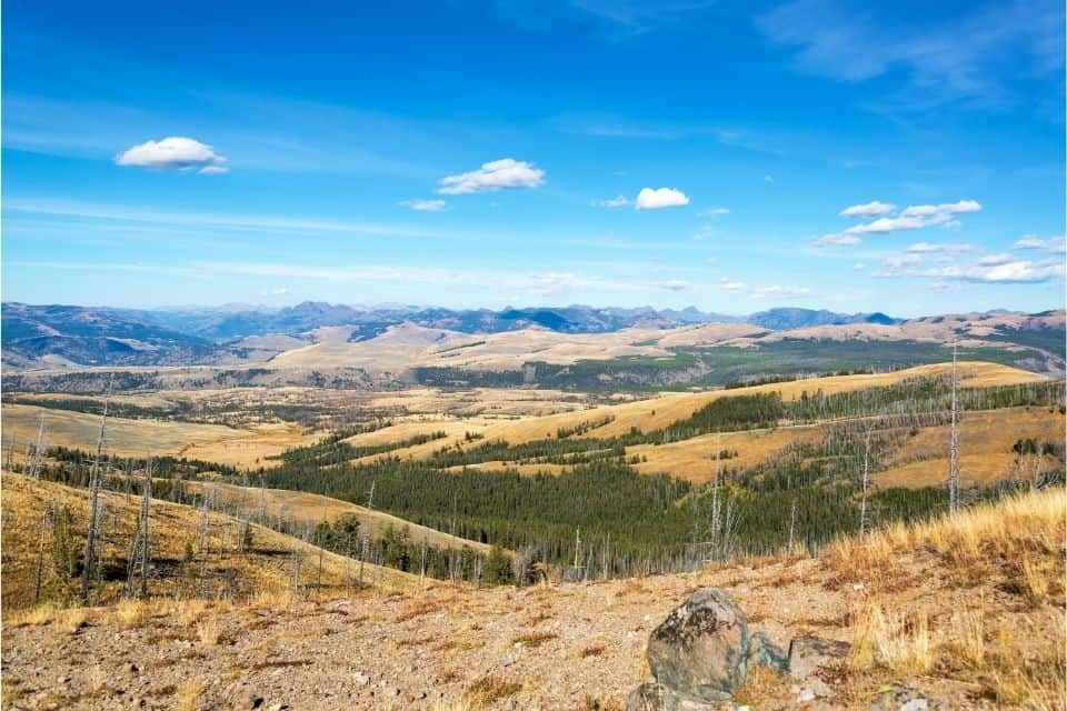 Hiking in Yellowstone in Fall