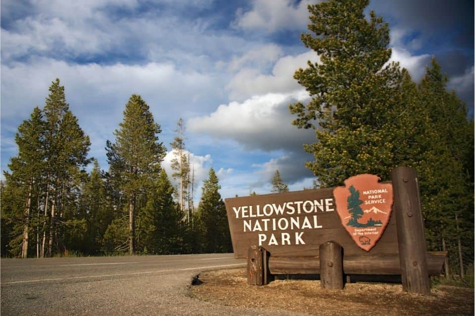 Yellowstone Airports