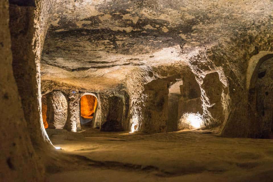 Kaymakli-underground-City-Cappadocia-places-to-visit