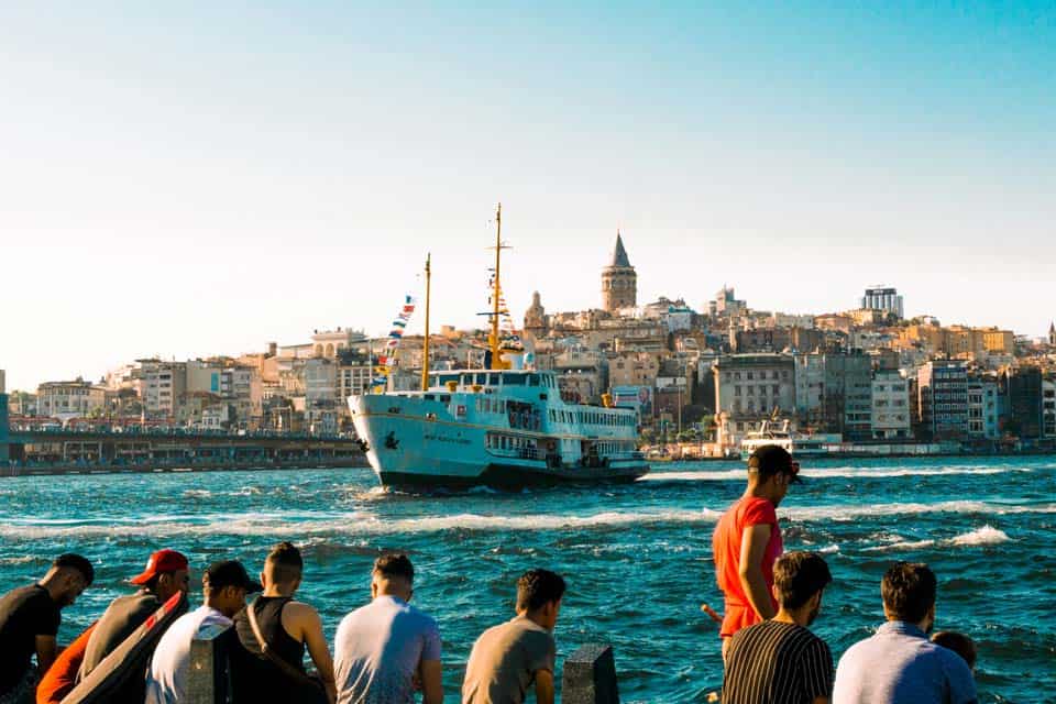 How-to-Get-Around-Istanbul-Ferry