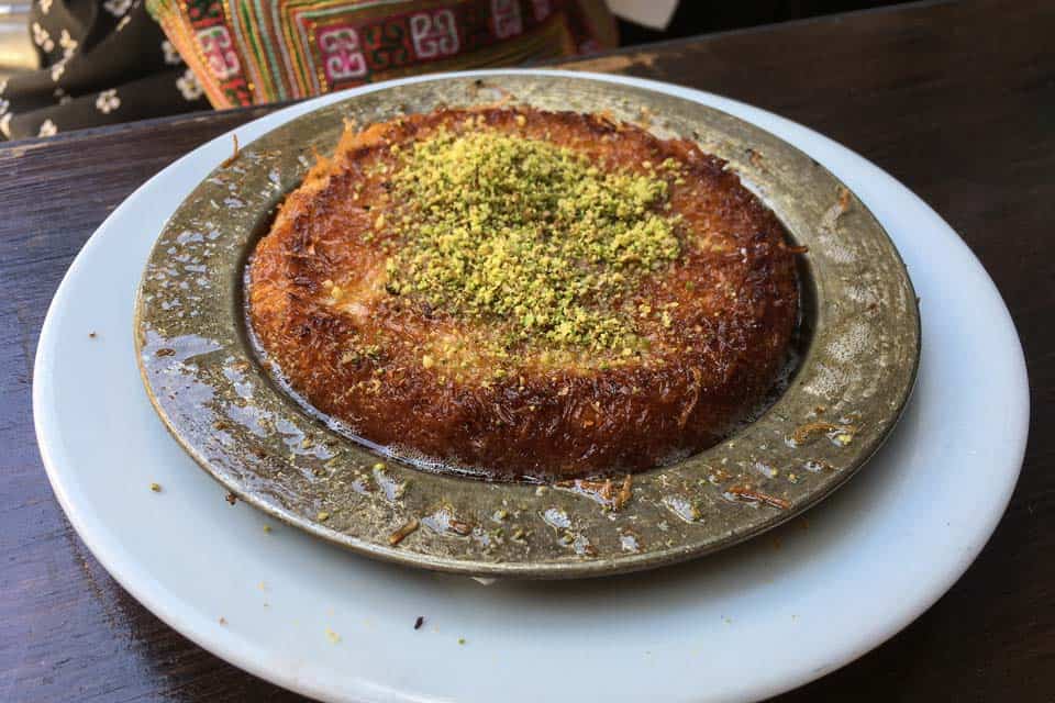 Kunefe-Things-to-eat-in-Istanbul-Turkey