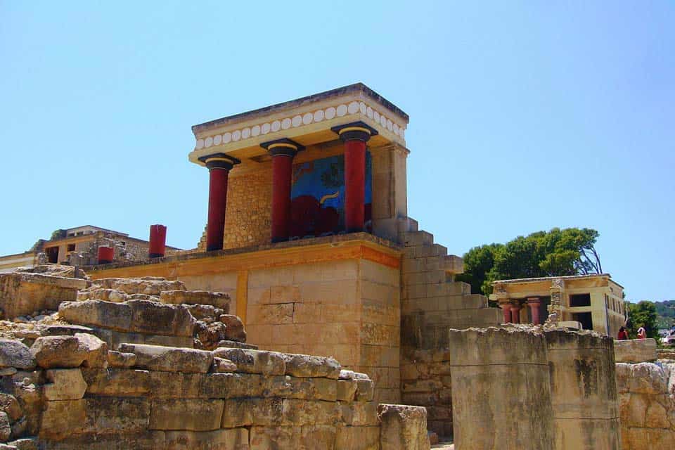 minoan-palace-of-knossos-Landmarks-of-Ancient-Greece