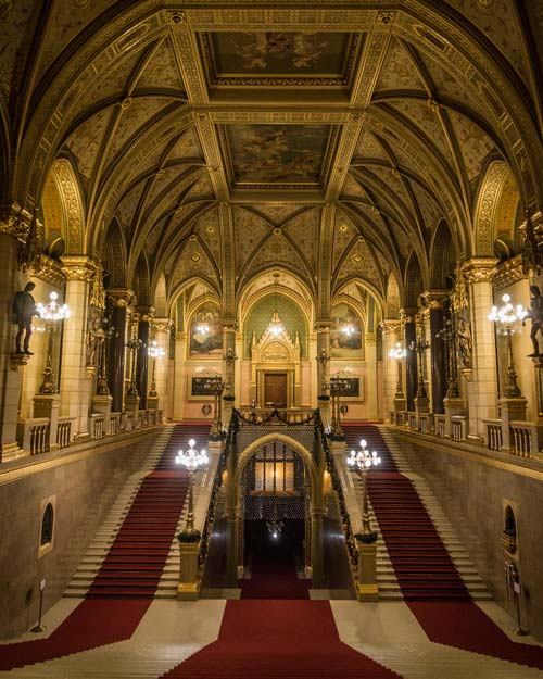 Hungarian-Parliament-Building-Inside