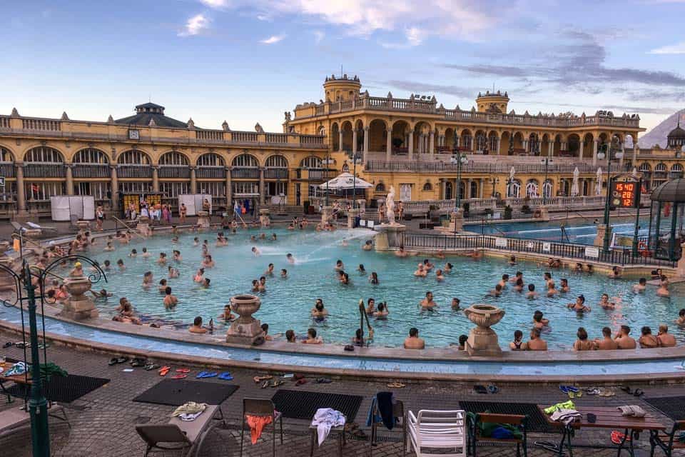 Szechenyi-Thermal-Bath-Budapest