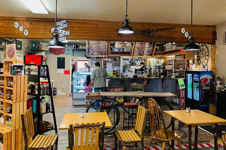 Book-Peddler-West-Yellowstone-Breakfast-Cafe