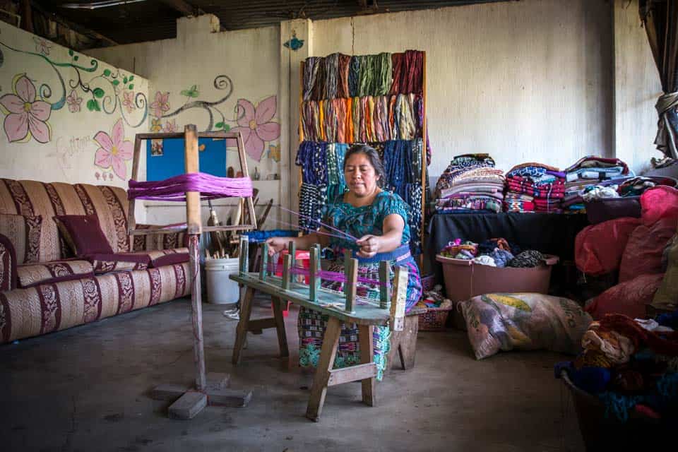 Traditional-Weaving-In-Lake-Atitlan