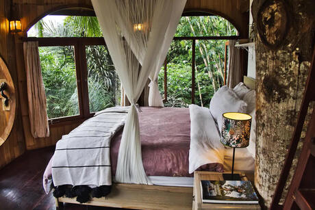 Hobbit Tree House Bali Indonesia