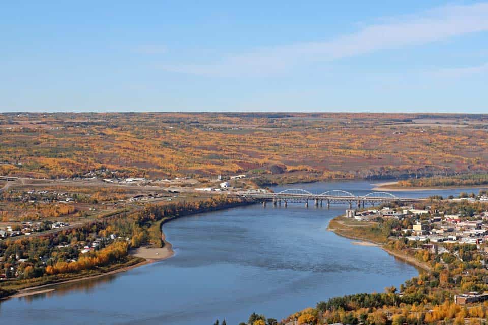 Peacee-River-Alberta-Viewpoint