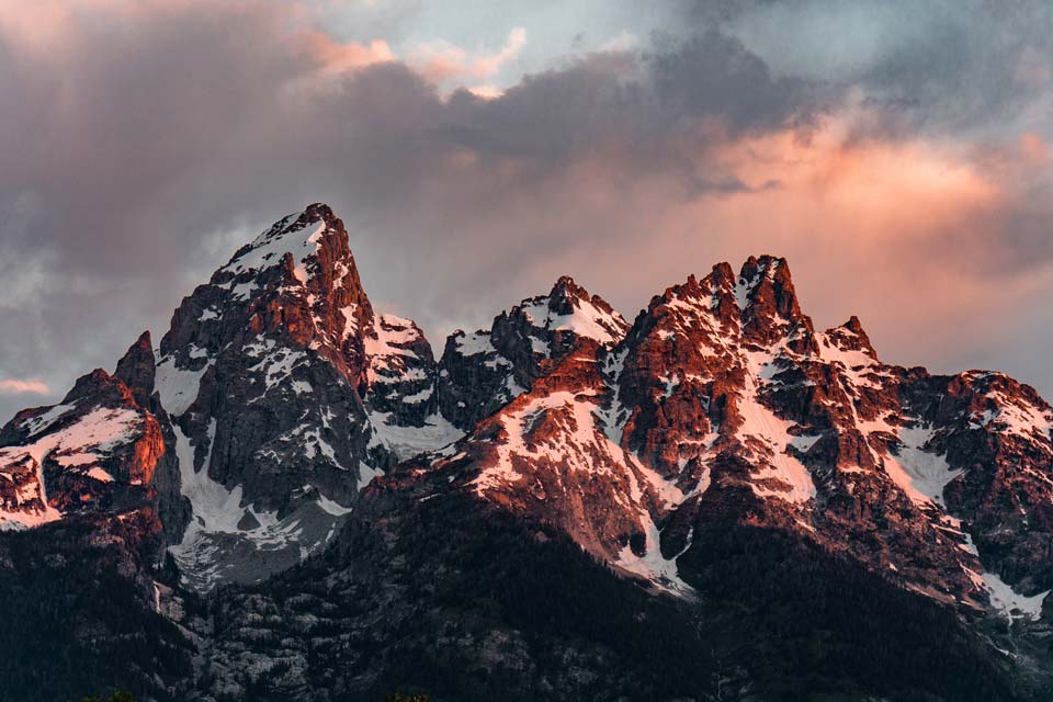 Sunrise-Grand-Teton-National-Park-Featured