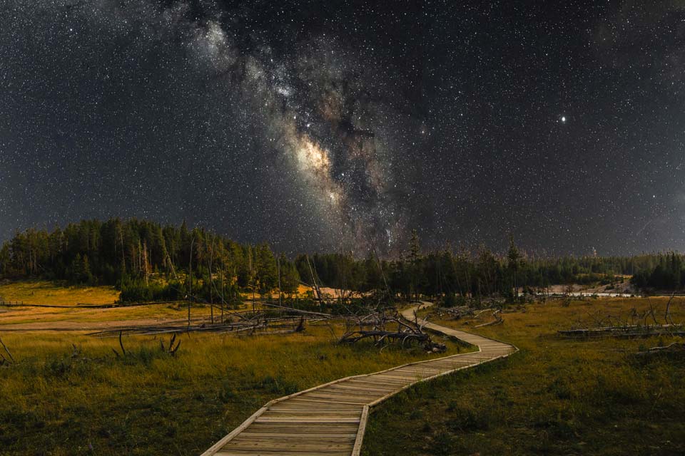 Yellowstone-Star-Gazing