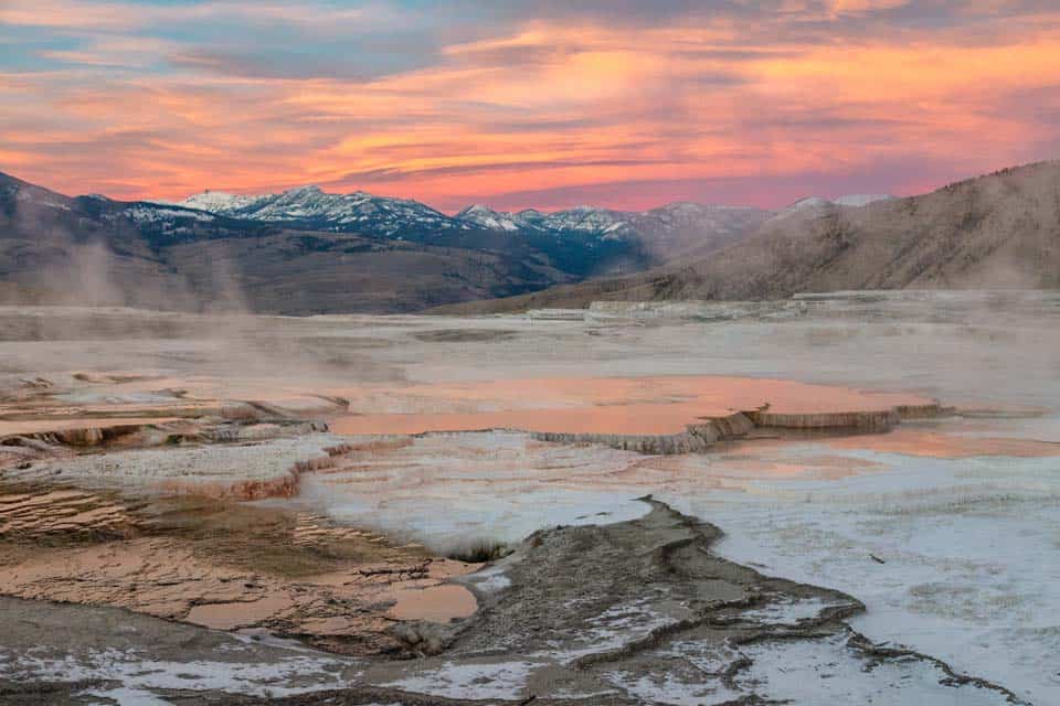 Visiting-Yellowstone-in-November-Featured