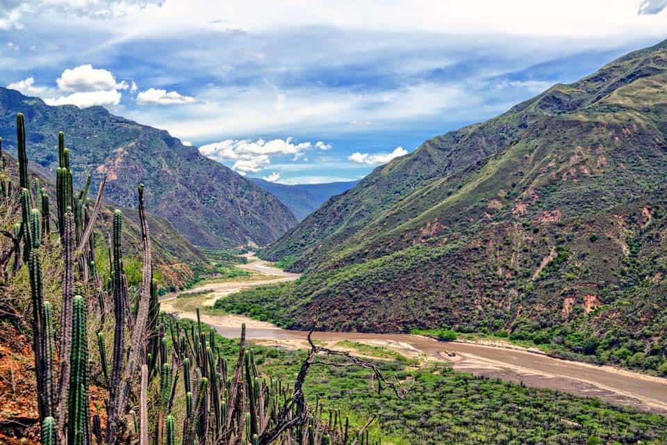 Chicamocha-Canyon-colombia