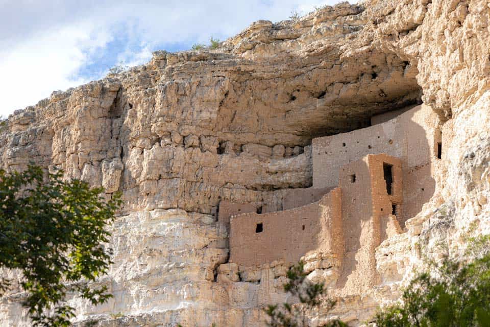 Montezuma-Castle-National-Monument