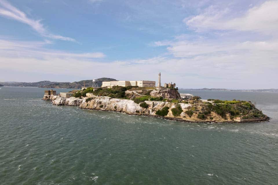 Alcatraz-Island-California-Famous-Landmark