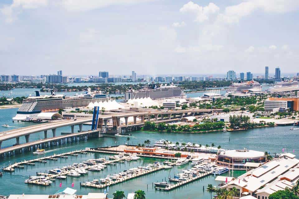 Cruise-Ships-Miami