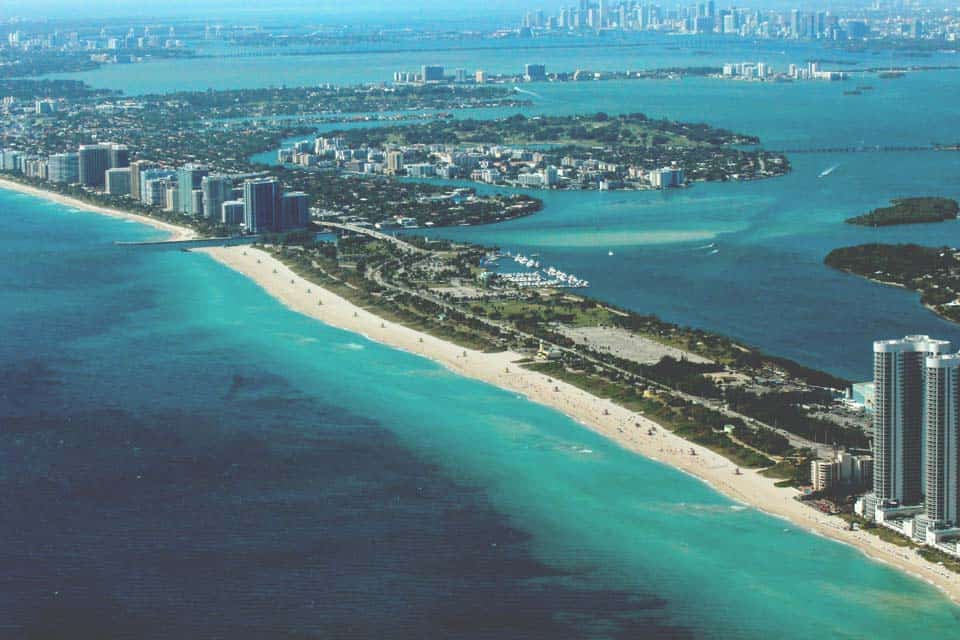Miami-White-sand-Beach