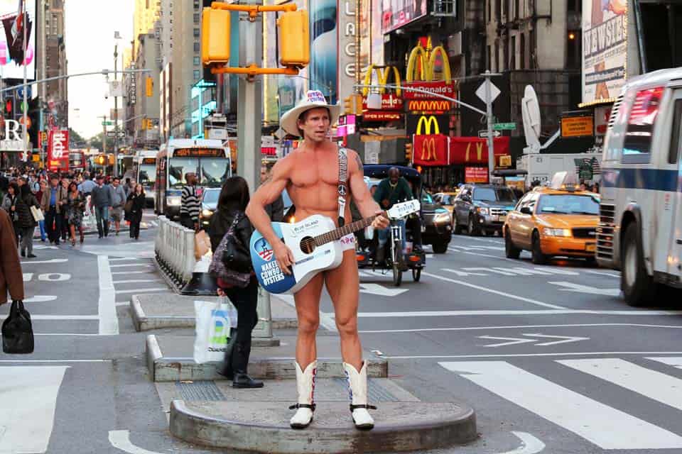 Naked-Cowboy-Times-square