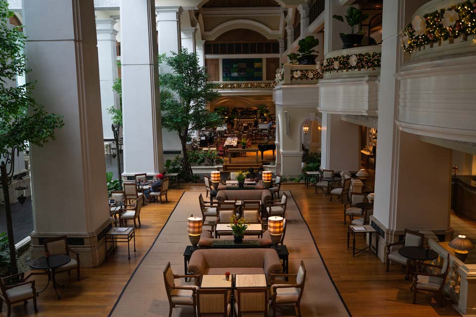 Grand-Hyatt-Erawan-Hotel-Lobby-Bangkok