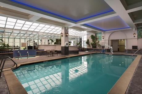 3-Star Hotel In San Francisco With Indoor Pool