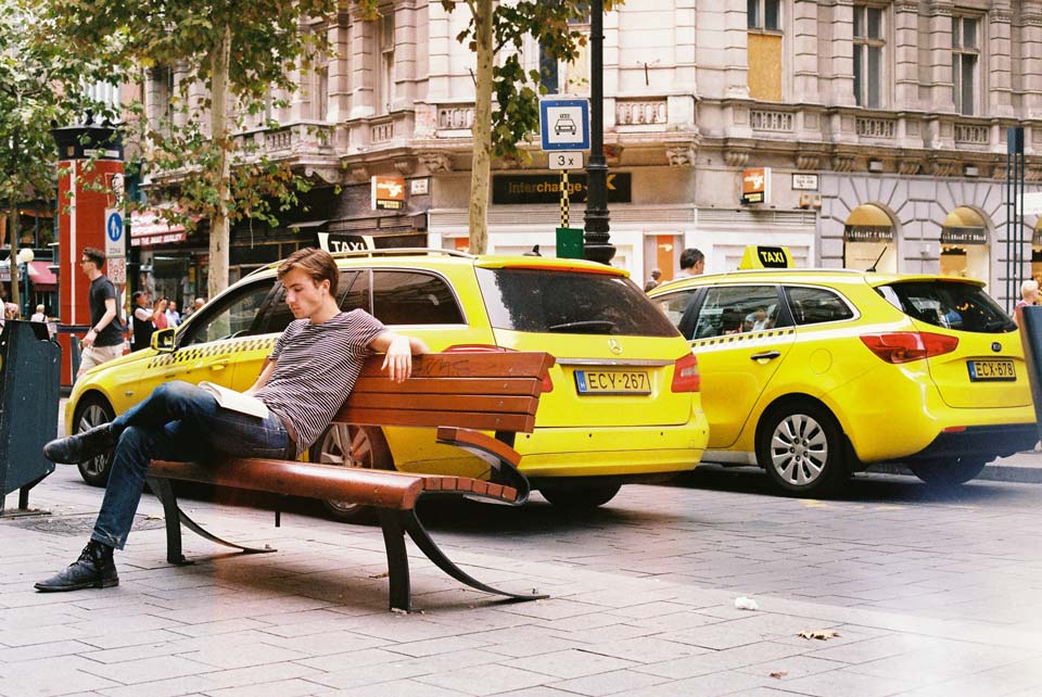 Taxis-in-Budapest-City-Center