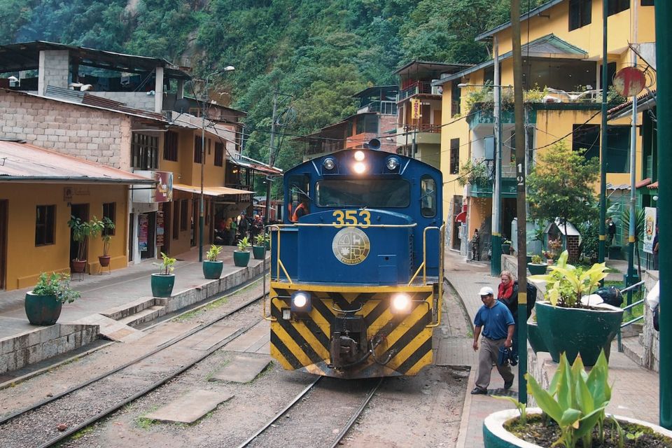 train-from-cusco-to-machu-picchu-ticket-price