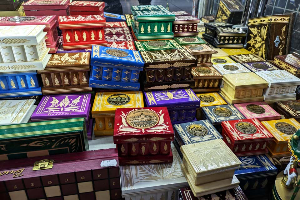 21+ Best Souvenirs From Budapest You Need To Buy! LivingOutLau